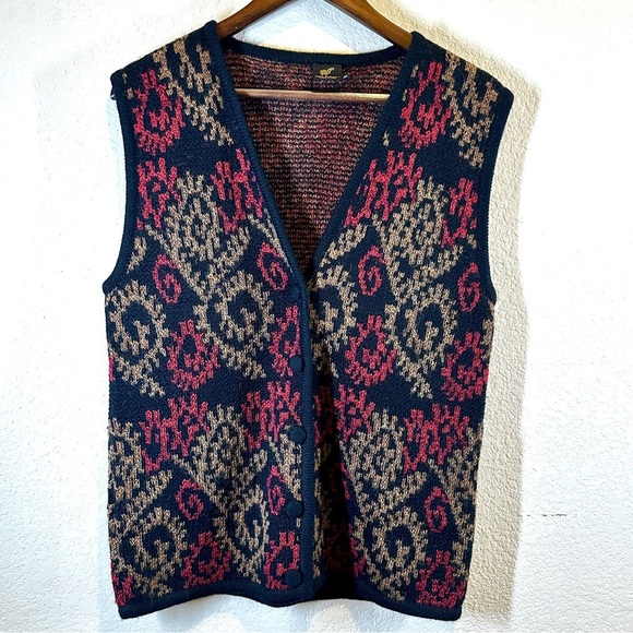 100% Alpaca Wool Sweater Vest Women Size M Red Paisley Knit Grannycore Peru Made - Picture 1 of 7